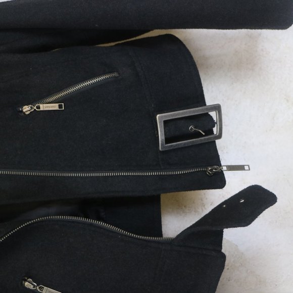 Motto Jacket - Picture 3 of 4